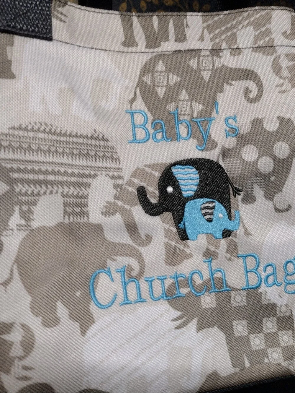 NEW Thirty one elephant Parade All In organizer